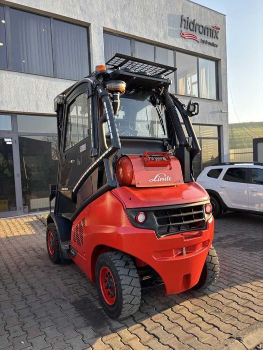 Stivuitor - Motostivuitor Linde H40T-02 394 GPL Anul fabricației: 2020