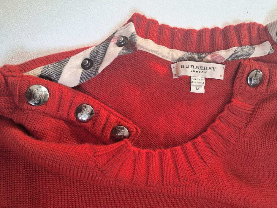 Burberry оригинален дълъг пуловер