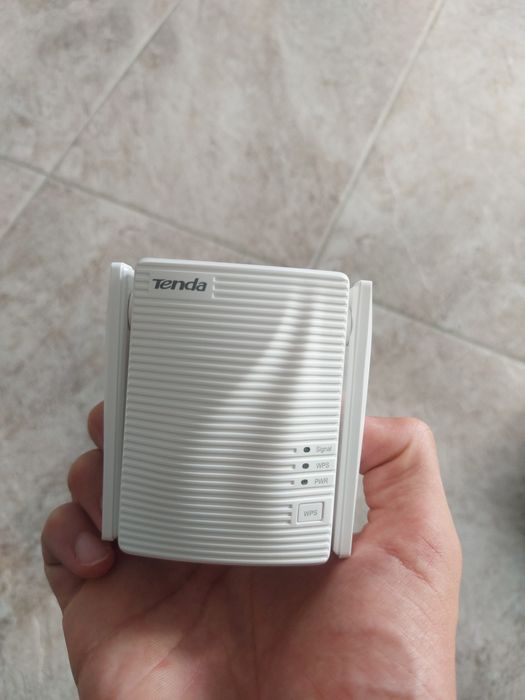 Extender de rețea Tenda AC 1200