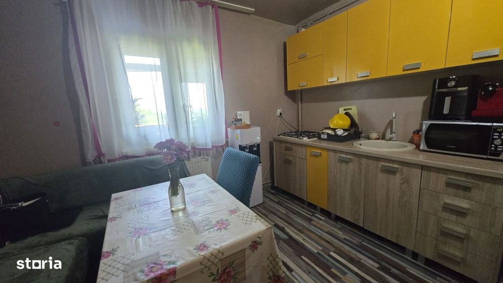 Apartament - 3 camere - decomandat - Popesti Leordeni