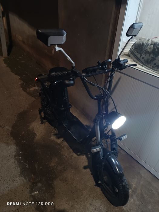 Skuter sotiladi srochna kelshtrb beraman