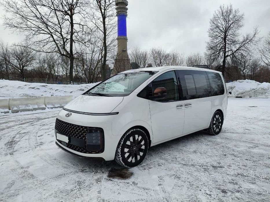 Минивэн с водителем аренда минивэна прокат авто с водителем Алматы