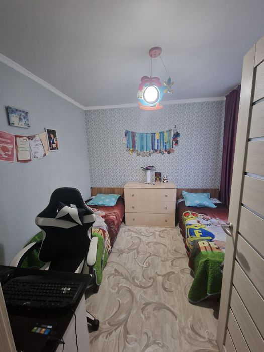 Продам 4-х комнатную квартиру