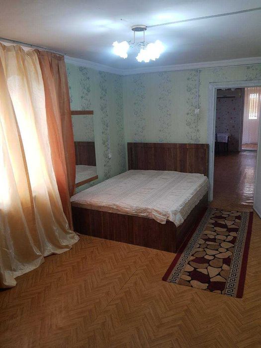 Чиланзар 1 й квартал ул.Мукимий пересечение ул.Арнасай 67 кв.м 3\3\4