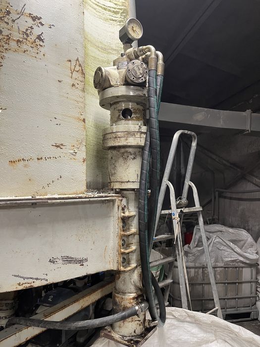 Бункер ворошитель + шнек подачи сырья