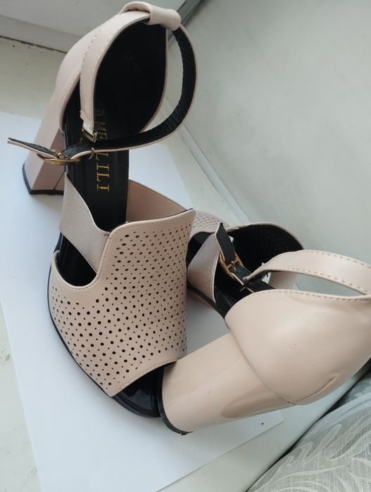 Продам туфли 38 размера