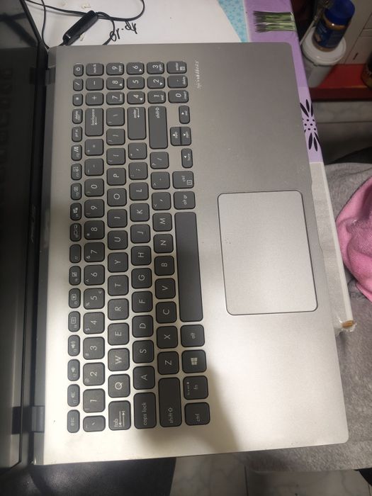 laptop asus stare perfecta