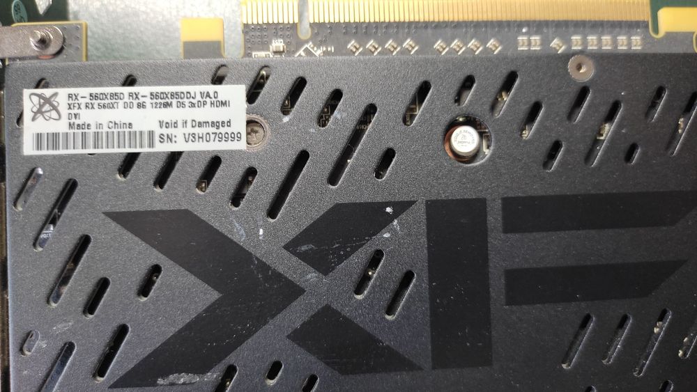 Видеокарта RX 560XT 8GB