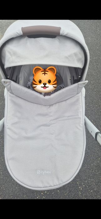 Vând landou Cybex Cot S