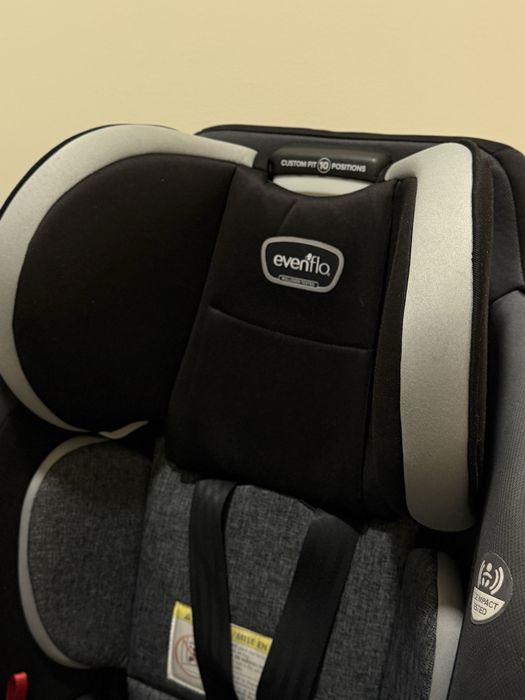 Детско автомобилно столче Еvenflo USA