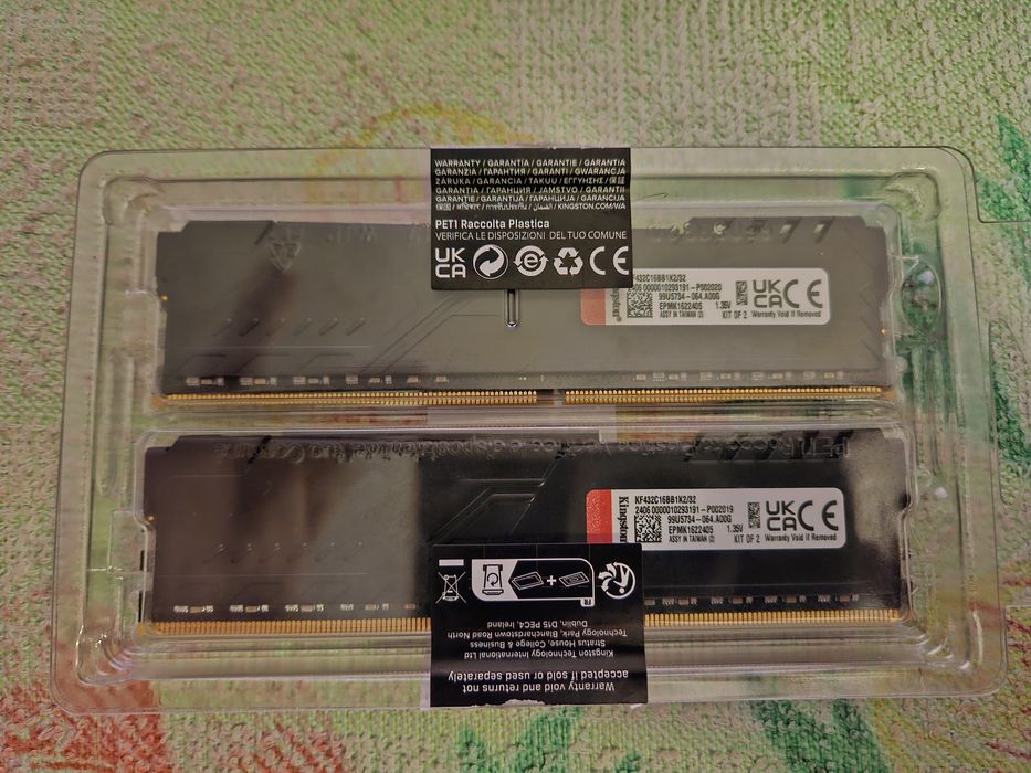 Нова 32GB (2x16GB) DDR4 RAM: Kingston Fury Beast RGB DDR4-3200 CL16