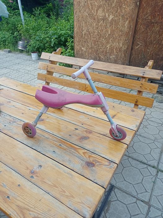 Самокат  не маленький и велик детский