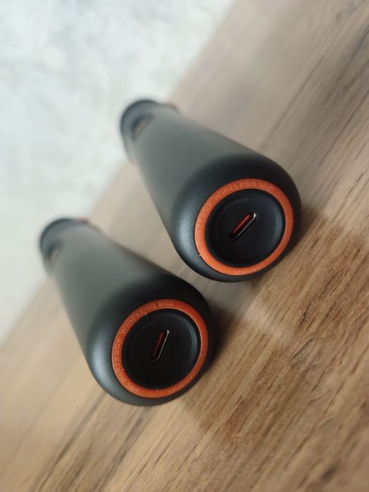 JBL partybox wireless mic