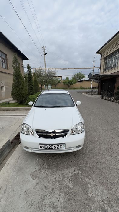 Laseti 2013 srochna sotiladi