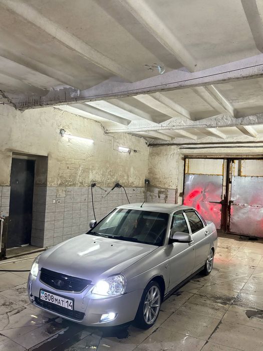 Продам приору 2013 года