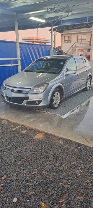 Vând Opel Astra 1.7 CDTI
