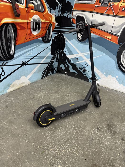 Электросамокат Ninebot g30p max