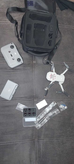 Дрон DJI Mini 2 SE
