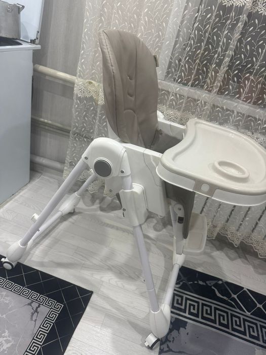 Продам стульчик для кормления