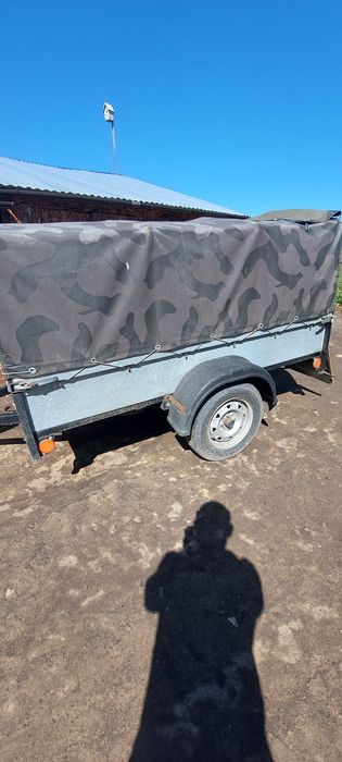 В продаже автомобильный прицеп