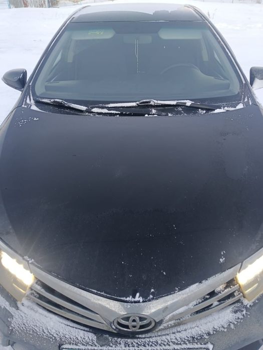 Продам машину Тойота Королла