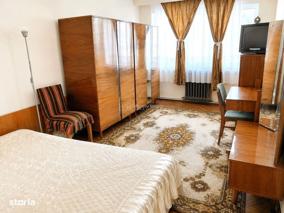Apartament 4 Camere Etaj 1 cu garaj  si boxa Baia Mare Central
