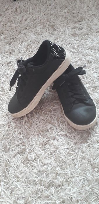 Спортни обувки 32 номер