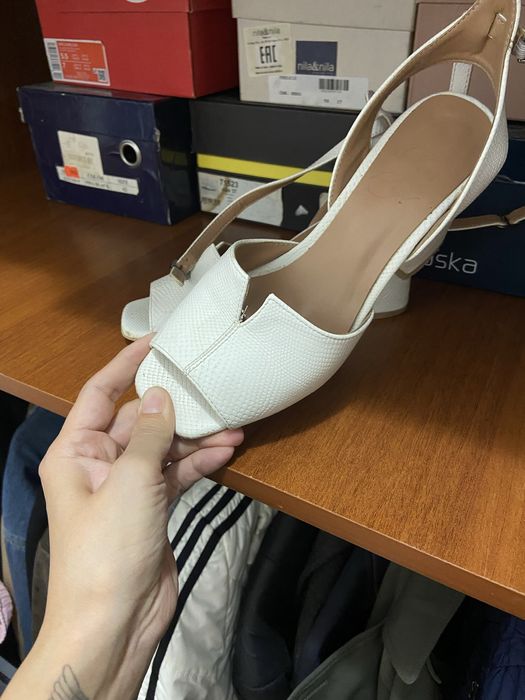 Срочно дешево по 3000