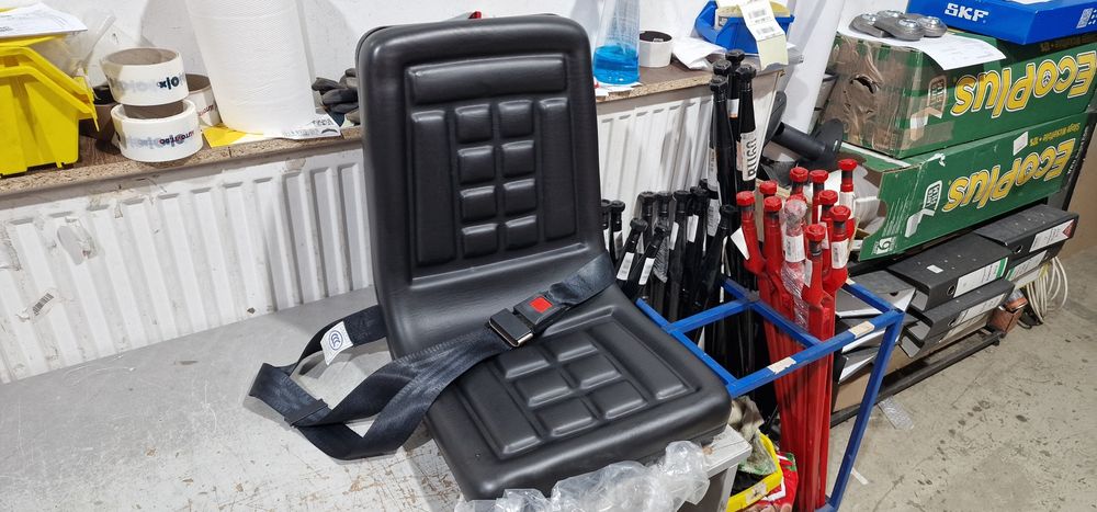 Scaun tractor japonez iseki, kubota, Mitsubishi, yanmar. Se poate mont