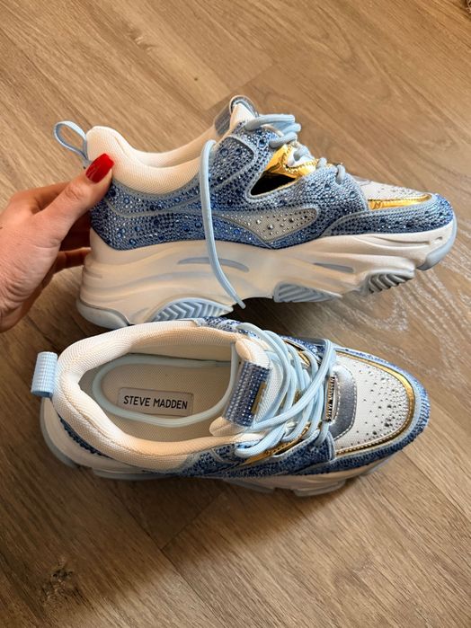 Нови обувки STEVE MADDEN
