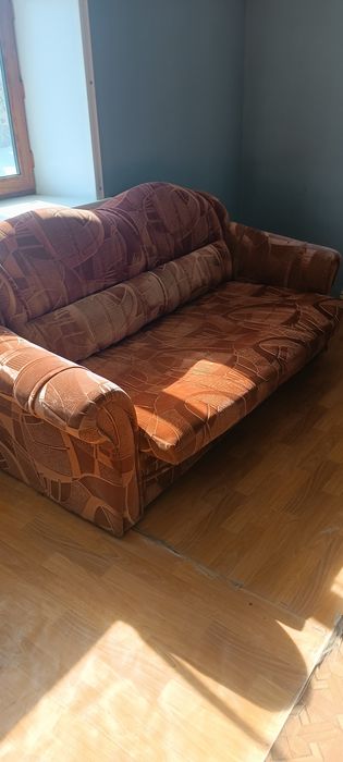 Диван и два кресла