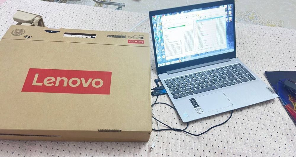 Noutbuk: Lenovo
CPU: Intel Celeron N4500
GPU: Intel UHD Graphics 600
R