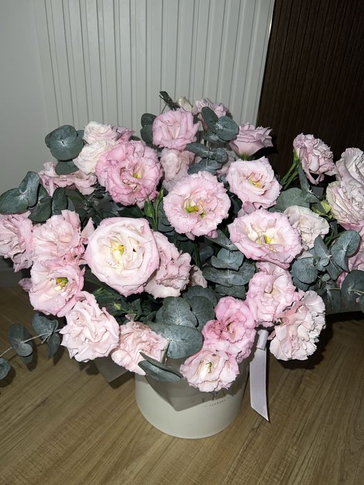 Цветы на выбор,состояние Б/у