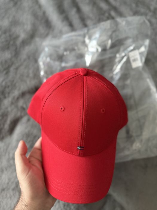 Tommy Hilfiger sapca unisex rosie cu logo mic marime OS noua originala