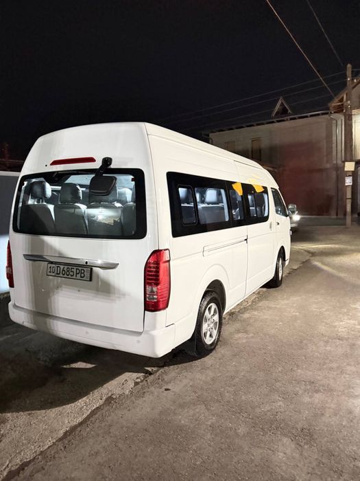 Mikroavtobus 15 kishili sotiladi 15.000$ srochna