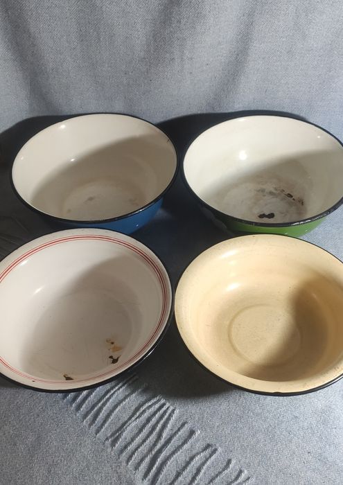 Распродажа посуды. Крышки, форма для выпекания, кастрюля, тазы судочки