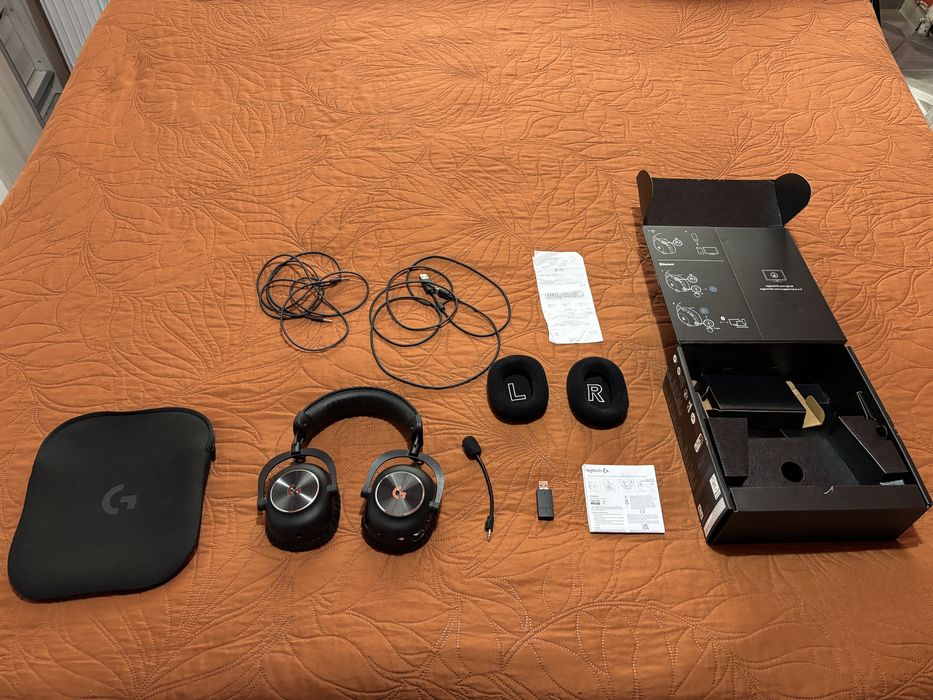 Casti Logitech G PRO X2 LIGHTSPEED