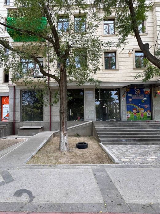 Сдается в аренду помещение 1 линая 148 кв за 900$ 1 линия