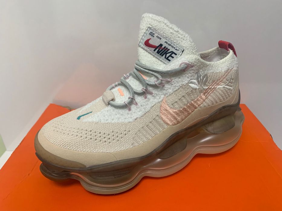 Нови дамски маратонки Nike Air Max Scorpion Flyknit налични 38 размер