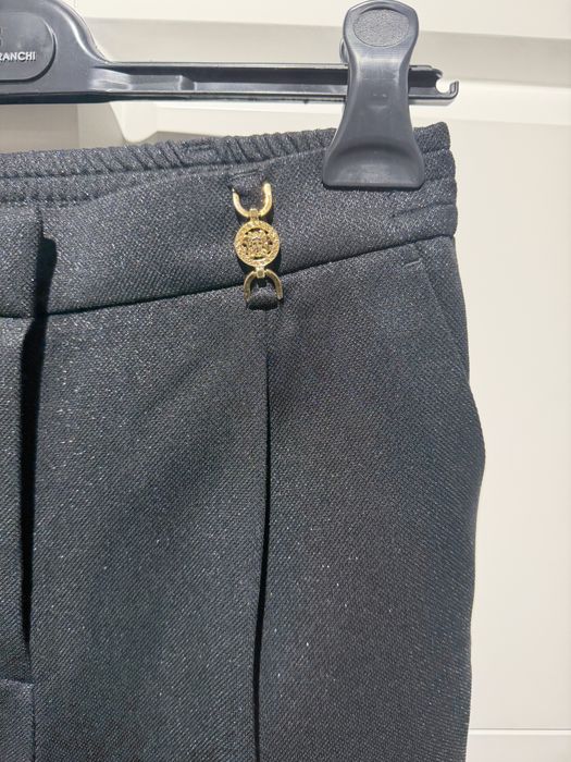 Нов панталон Versage