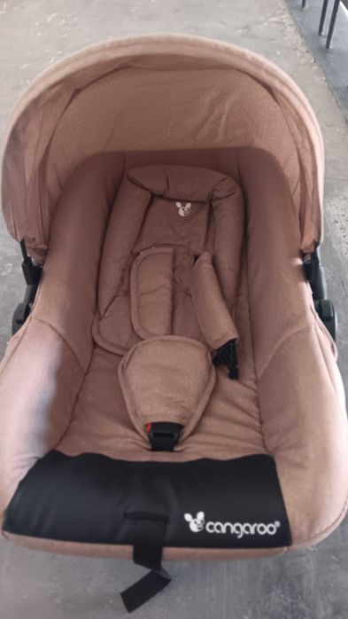 Ново бебешко столче за кола