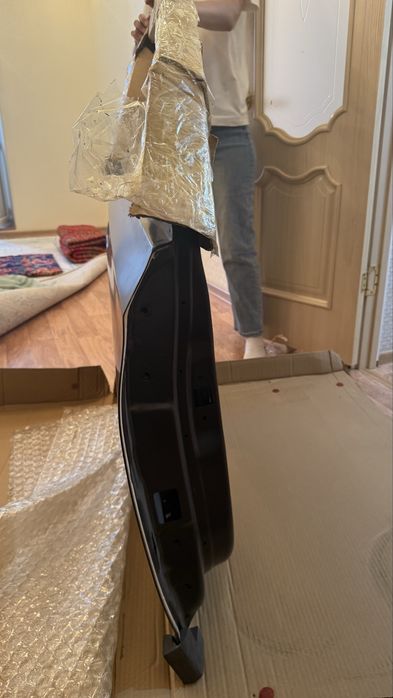 Продам новая дверь передняя правая