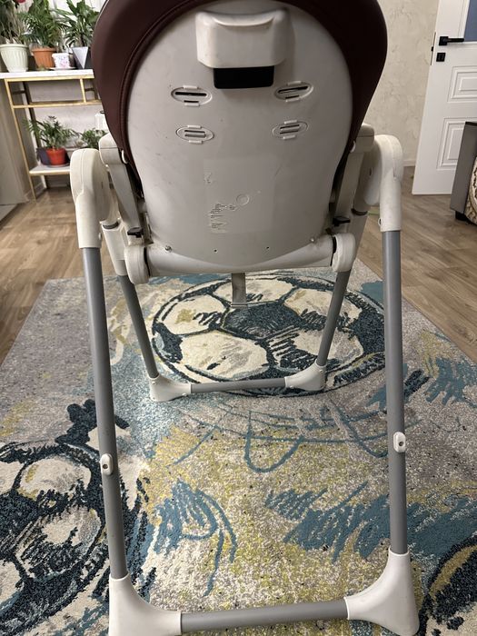 Стульчик для кормления ,хорошом состояние