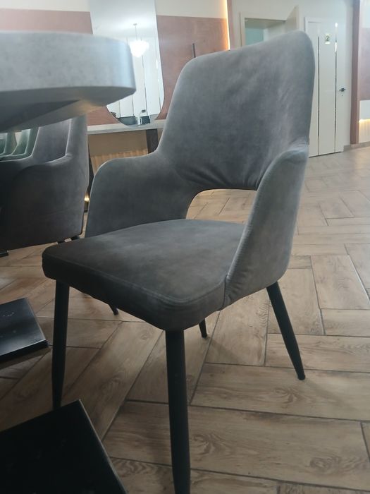 Стулдар сатылады