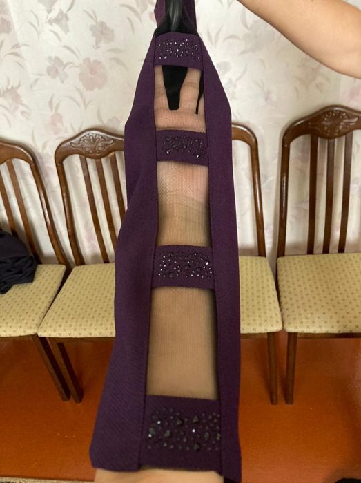 Женское фиолетовое платье