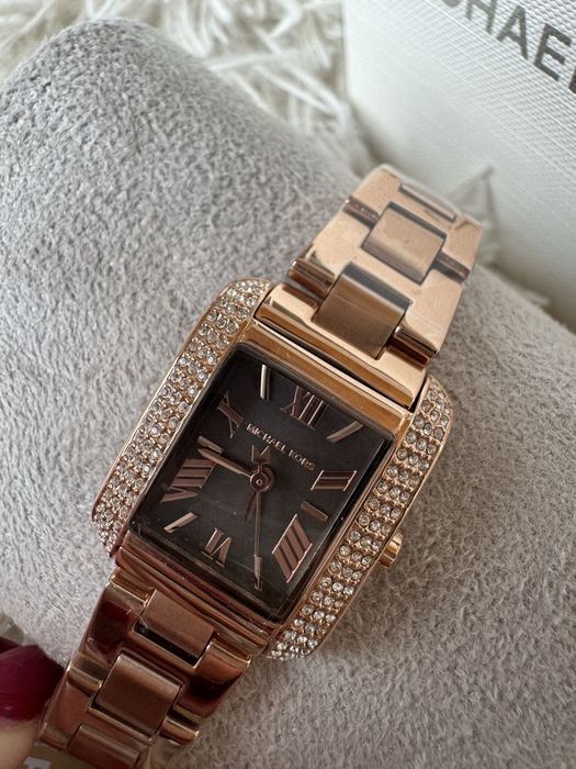 Чисто нов часовник MICHAEL KORS MK4868