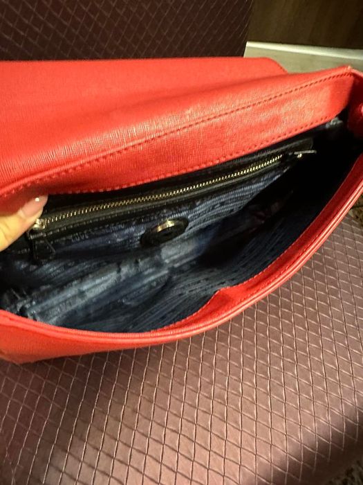 Червена дамска чанта Moschino