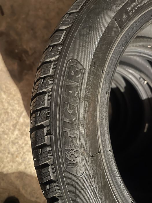 Зимние шины комплект