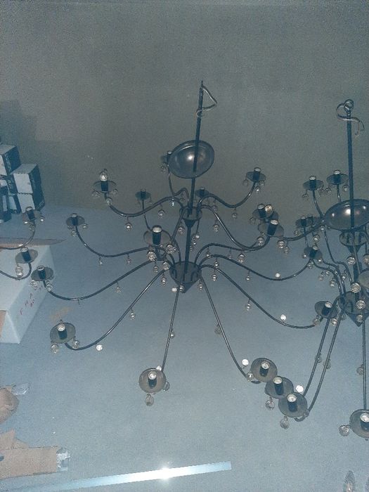 Огромни италиански полилеи