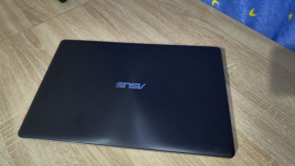 Продам ноутбук ASUS